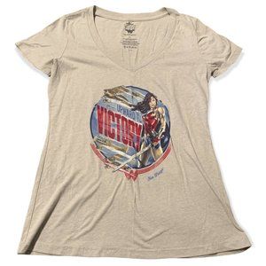 Six Flags | Wonder Woman "Victory" Tan Short Sleeve V-Neck Shirt | L